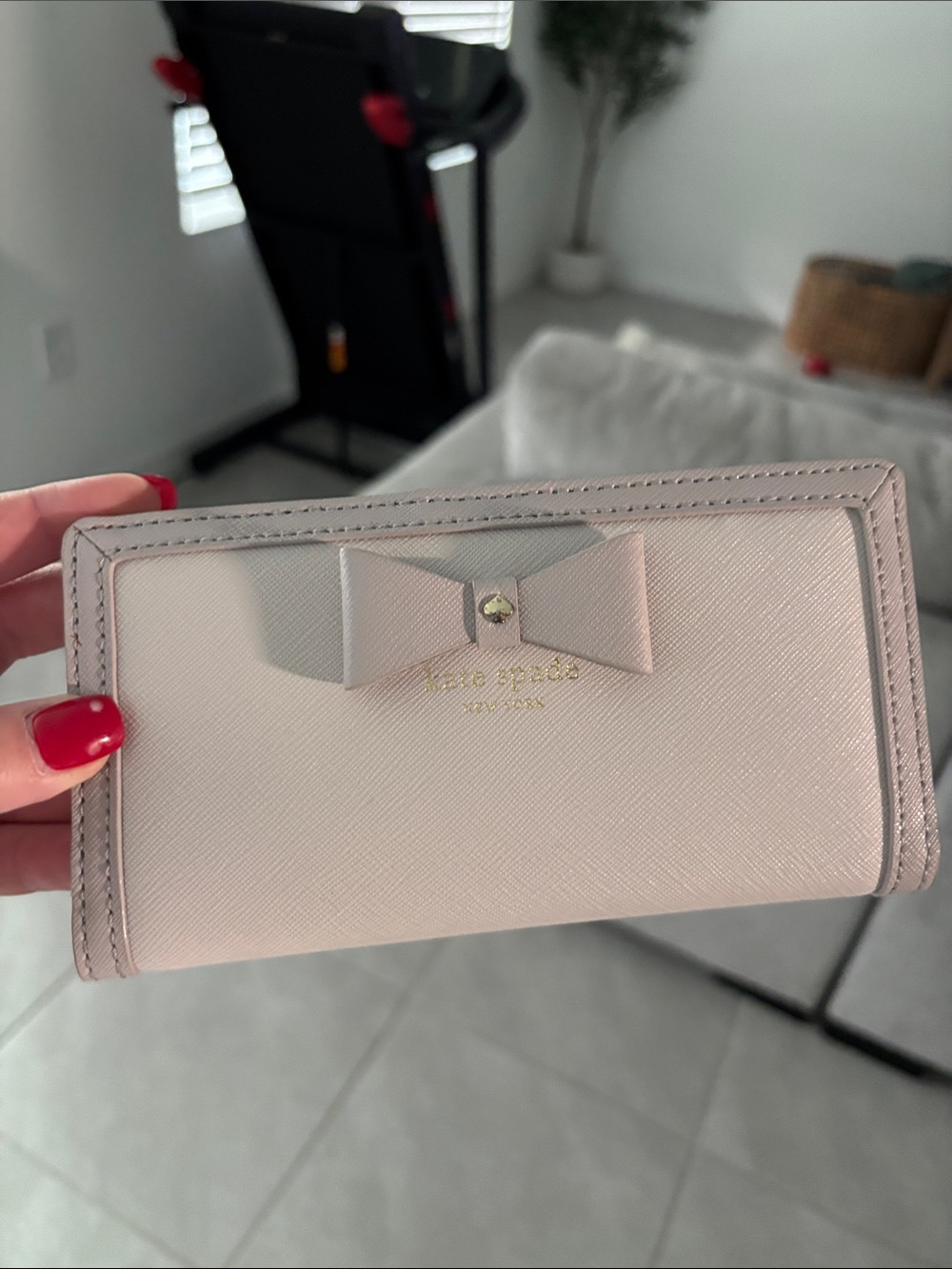 kate spade gray bow continental wallet